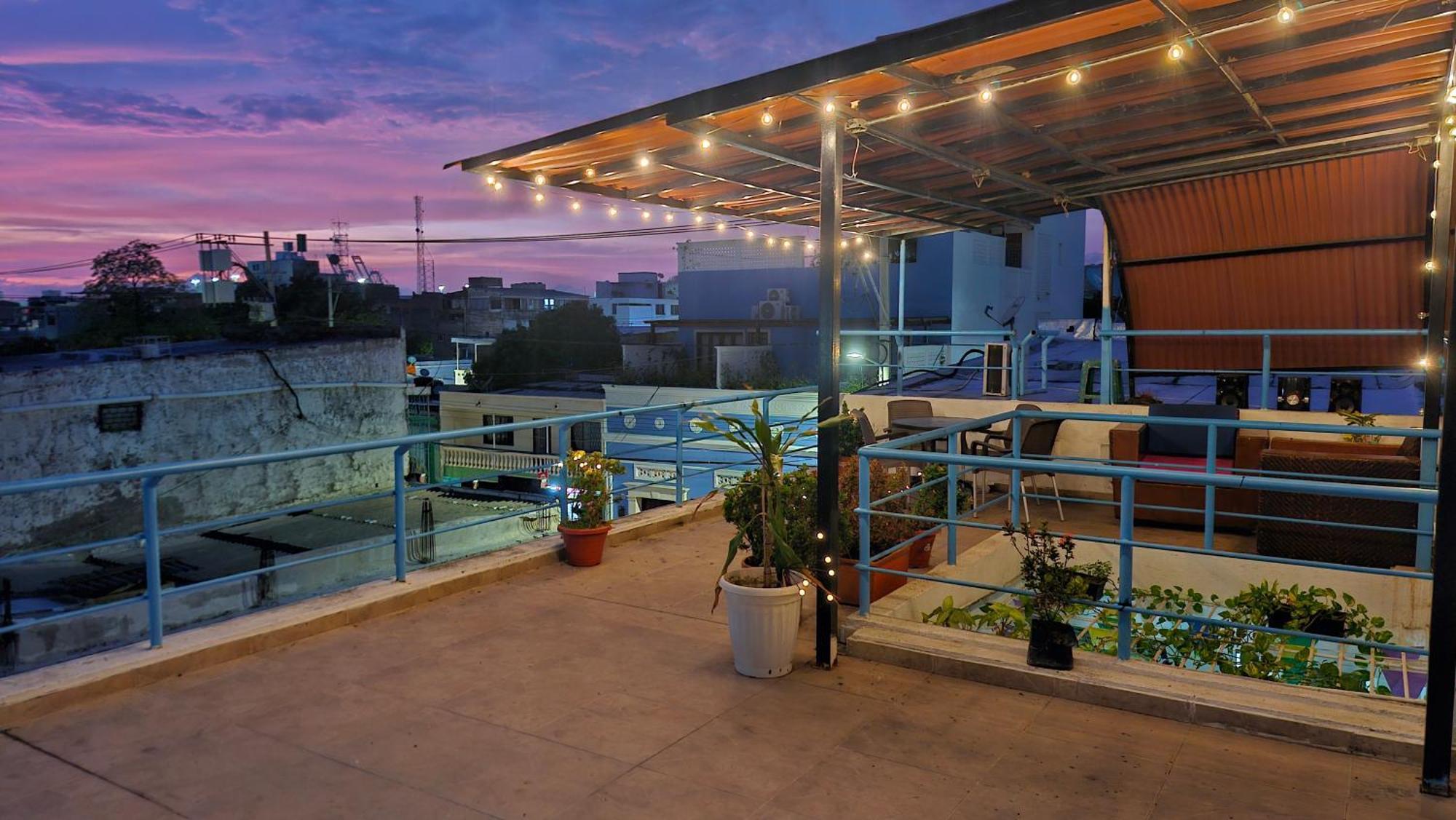 Believer Hostel Santa Marta  Exterior photo